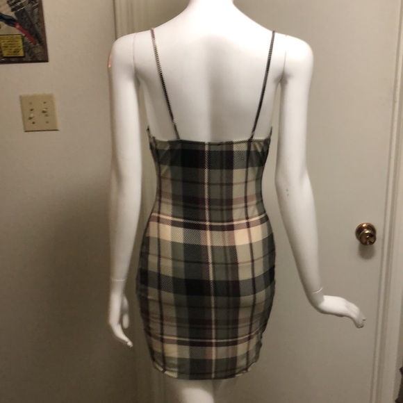 Plaid Dress - Picture 2 of 4